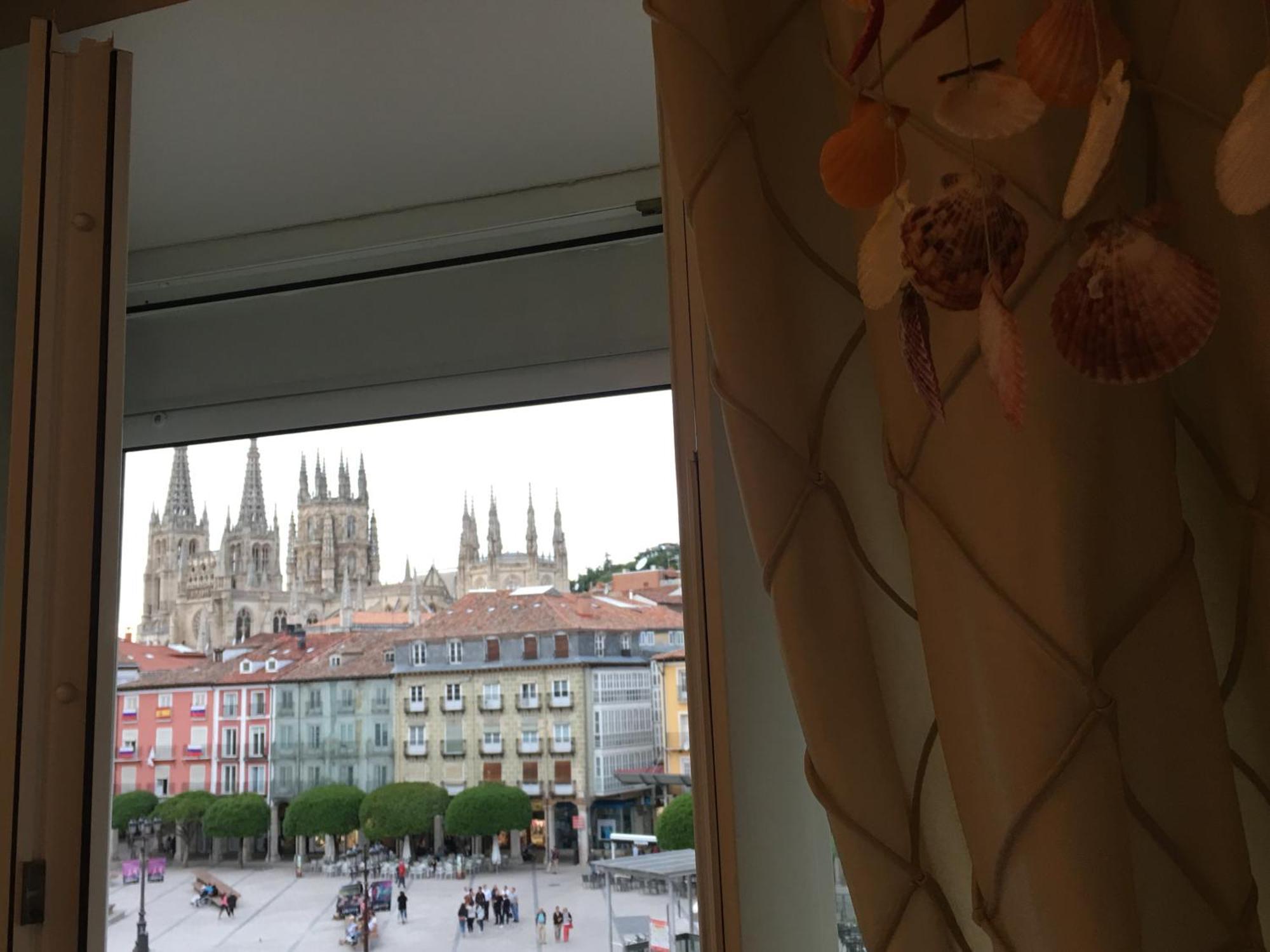 Vut - Mirador De La Catedral Appartement Burgo Buitenkant foto