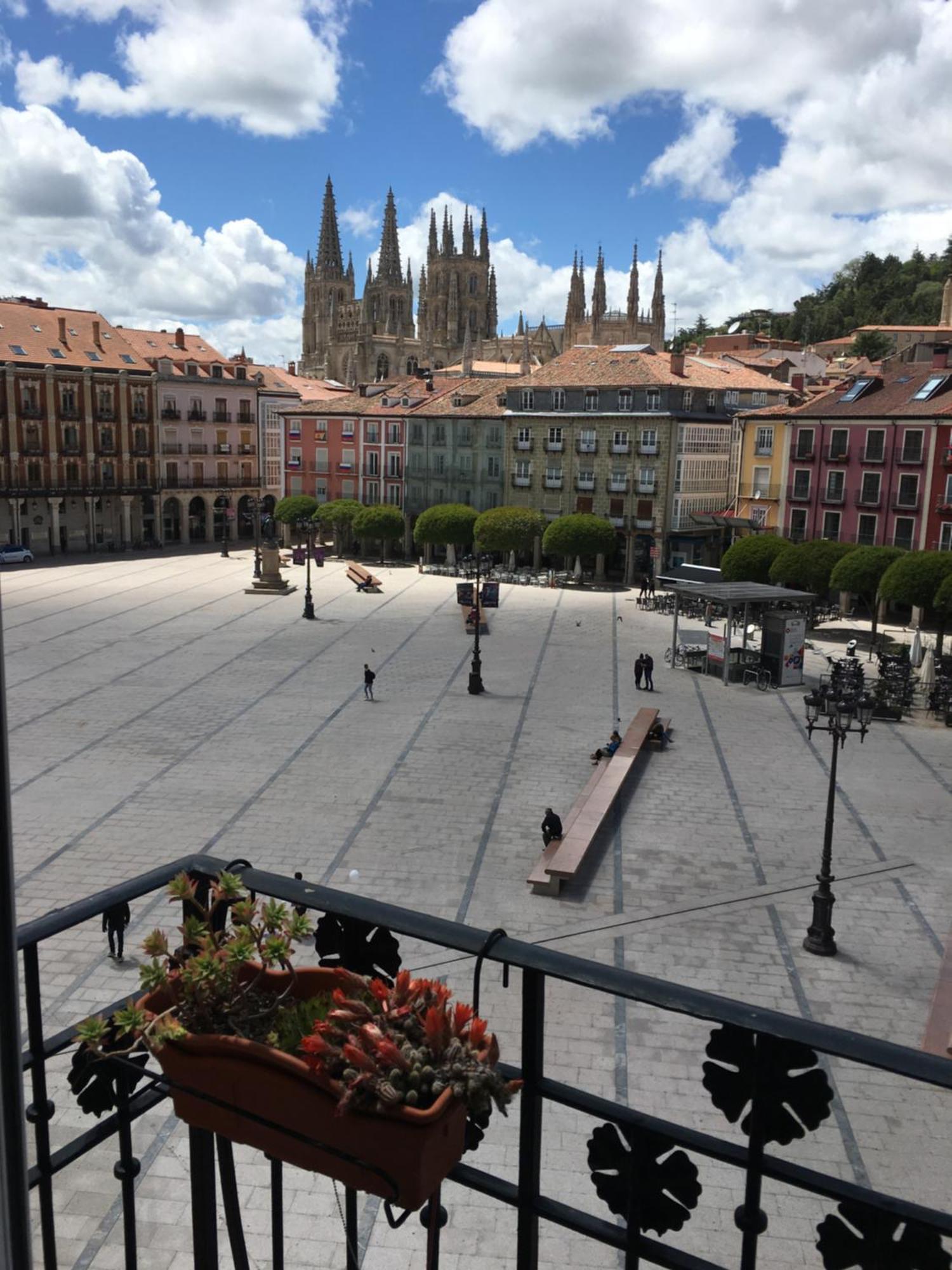 Vut - Mirador De La Catedral Appartement Burgo Buitenkant foto